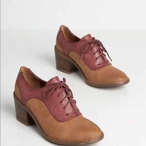Cognac Oxford Heels